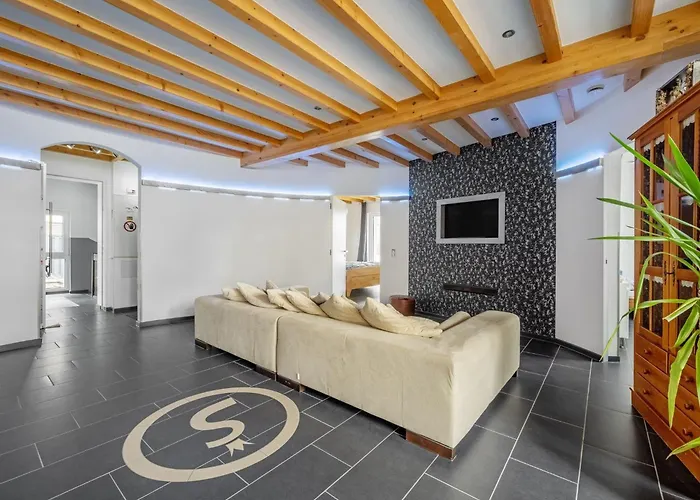 Exklusiv, Barrierefrei Fuer 8 Gaeste Lejlighed